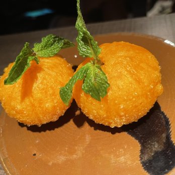 Uluh - Mini Pumpkin Puff - Tea Rooms Near Me - New York, New York Uluh - Mini Pumpkin Puff - Tea Rooms Near Me - New York, New York
