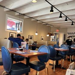 Broadway Diner - Dining area