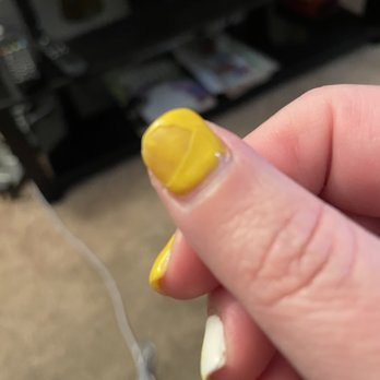 Nail Fluff - First nail that lifted less than 24 hrs. - Nail Technicians Near Me Nail Fluff - First nail that lifted less than 24 hrs. - Nail Technicians Near Me