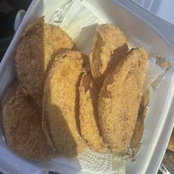 Tammy's Fish & Fried Green Tomatoes - Fried green tomatoes