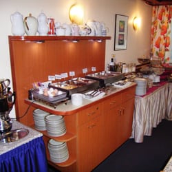Hotel Garni Cafe Knebel - Frühstücksbuffet