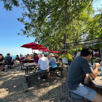 The Waterfront Cafe - Outdoor Seating - Sandwiches Near Me - Chicago, Illinois