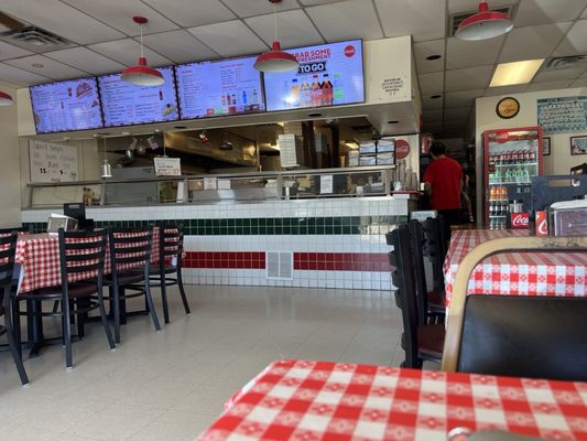 Carmine's Pizzeria by null