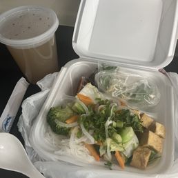 P7. Vegetarian Pho Noodle Soup P7. Vegetarian Pho Noodle Soup