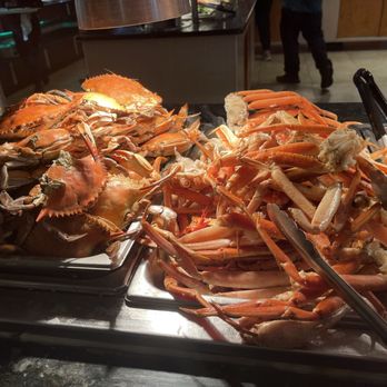 Hibachi Sushi Supreme Buffet - Blue and snow crabs (the snow is Christmas special only) - Buffets Near Me - Gaithersburg, Maryland