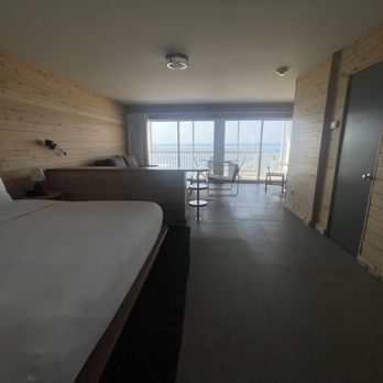 Sound View Greenport - King suite - Resorts Near Me - Greenport, New York Sound View Greenport - King suite - Resorts Near Me - Greenport, New York