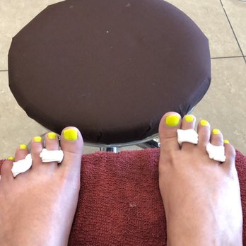 Royal Nail & Spa - Nail Salons Near Me - Rancho Cucamonga, California
