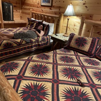 Big Whiskey - Hotels Near Me - Clarkesville, Georgia