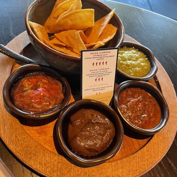 La Popular - Chips and salsa flight - Cocktail Bars Near Me - Claremont, California