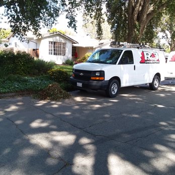 R & J Landscaping - R & J Landscaping have been cleaning up their client's yard and street curb but DUMPING the grass and yard trimmings on the front street c - Landscaping Near Me - San Jose, California R & J Landscaping - R & J Landscaping have been cleaning up their client's yard and street curb but DUMPING the grass and yard trimmings on the front street c - Landscaping Near Me - San Jose, California