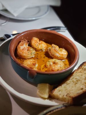 Maria's Oyster Bar by null