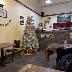 Mekong Thai Cuisine - Festive Christmas Decorations