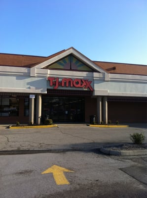 TJ MAXX - Updated December 2025 - 26 River Walk Mall, South Charleston