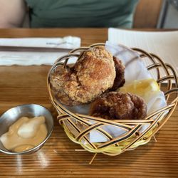 KINTON RAMEN COMMERCE GATE