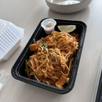 Nara Thai - Pad Thai - Thai Near Me - Cypress, Texas Nara Thai - Pad Thai - Thai Near Me - Cypress, Texas