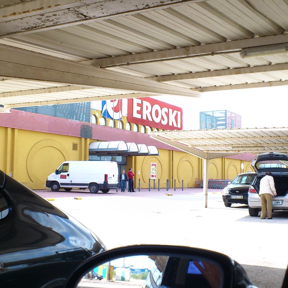 TOP 10 BEST Shopping near Tr.ª Alameda de Solano 34, 11130 Chiclana de la  Frontera, Spain - Updated 2026 - Yelp