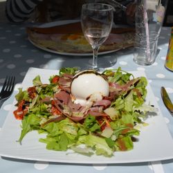La Bonne Pâte - La Bonne Pâte propose aussi des salades