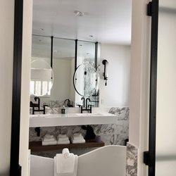 Hotel Villagio - Bathroom