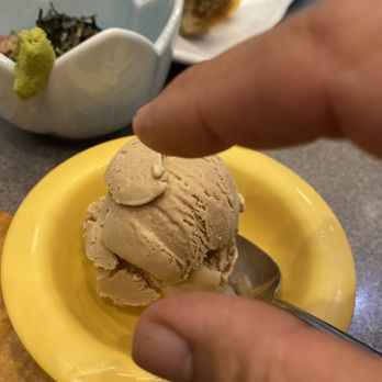 Maguro-Ya - $4 scoop of coffee ice cream! Tiny scoop should be $2! - Japanese Near Me - Honolulu, Hawaii Maguro-Ya - $4 scoop of coffee ice cream! Tiny scoop should be $2! - Japanese Near Me - Honolulu, Hawaii