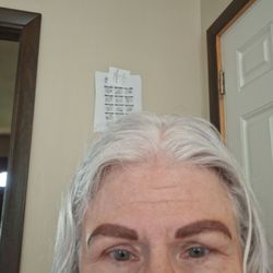 Elite Beauty Studio - This is her handiwork. It's not what I wanted. I hated her work! BUYER BEWARE
