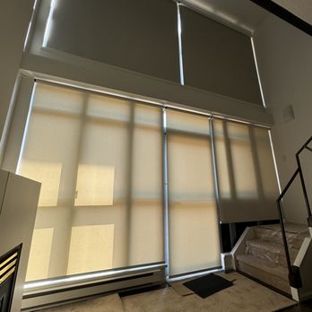 Comfort Blinds & Screens - Motorized Roller Shades - Hardwired with Somfy Motors - Shades & Blinds Near Me - Vancouver, British Columbia Comfort Blinds & Screens - Motorized Roller Shades - Hardwired with Somfy Motors - Shades & Blinds Near Me - Vancouver, British Columbia