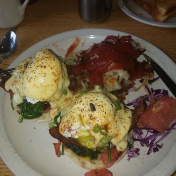 Glo's - Eggs Benedict and hashbrowns. - Breakfast & Brunch Near Me - Seattle, Washington Glo's - Eggs Benedict and hashbrowns. - Breakfast & Brunch Near Me - Seattle, Washington