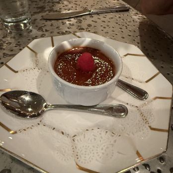 Vaudeville - Butterscotch cream brûlée - New American Near Me - Fredericksburg, Texas Vaudeville - Butterscotch cream brûlée - New American Near Me - Fredericksburg, Texas