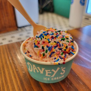 Davey's Ice Cream - Desserts Near Me - Brooklyn, New York