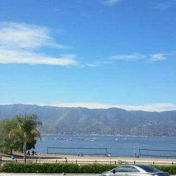 Lake Elsinore - Speed boat / water skiing race - Lakes Near Me - Lake Elsinore, California Lake Elsinore - Speed boat / water skiing race - Lakes Near Me - Lake Elsinore, California