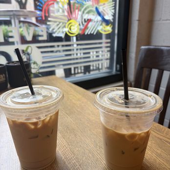Everybody's Coffee - Two ice vanilla coffee - Coffee & Tea Near Me - Chicago, Illinois Everybody's Coffee - Two ice vanilla coffee - Coffee & Tea Near Me - Chicago, Illinois