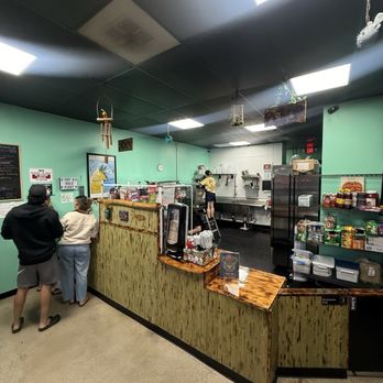 Pineapple Lagoon - Ice Cream & Frozen Yogurt Near Me - Garden Grove, California