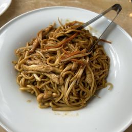 Fried Lo Mein (pork/chicken/beef/shrimp/vegetable/house) 58. 捞面(猪/鸡/牛/虾/菜/本楼) Fried Lo Mein (pork/chicken/beef/shrimp/vegetable/house) 58. 捞面(猪/鸡/牛/虾/菜/本楼)
