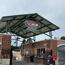 Majestic Park - Majestic Ballpark, playground and park points of interest