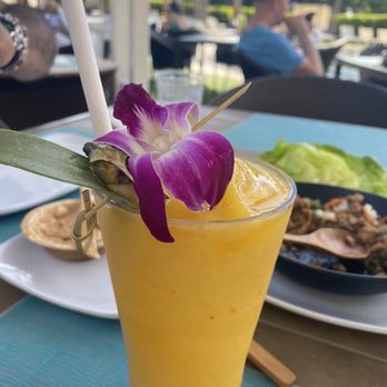 Bumbye Beach Bar - Cocktail Bars Near Me - Wailea, Hawaii Bumbye Beach Bar - Cocktail Bars Near Me - Wailea, Hawaii