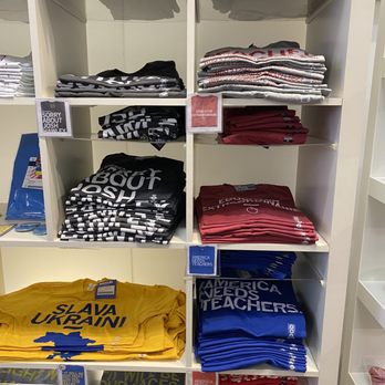 Raygun - Women's Clothing Near Me - Kansas City, Missouri