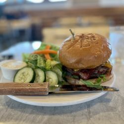 Harbor Light Restaurant - HL Burger - DELICIOUS!