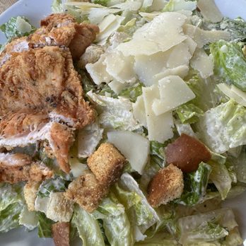 Howell's Kitchen and Bar - Salad - Pizza Near Me - Atlanta, Georgia