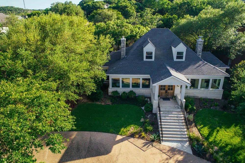 Slide of Bluebonnet Custom Roofing