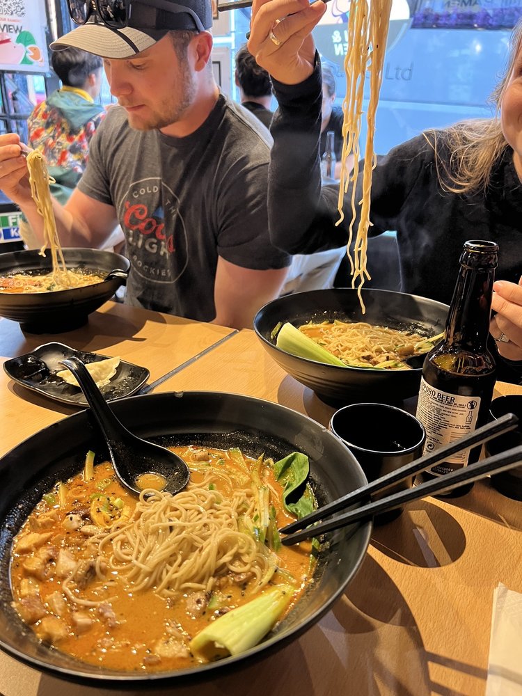 Ramen Ramen noodle bar