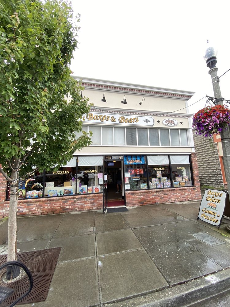 BOXES AND BEARS Updated June 2024 19 Reviews 709 Commercial Ave