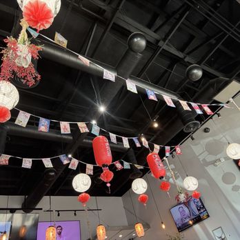 Rakuzen Ramen House - The ceiling - Ramen Near Me - Camas, Washington