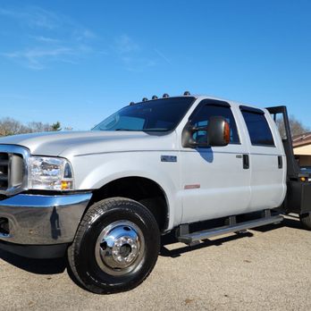 The Auto Livery - Ford F-350 Super Duty - RV Dealers Near Me - Fairfield, Ohio