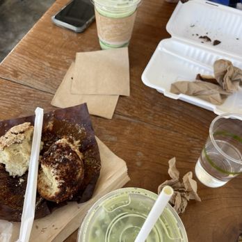 Captain + Stoker - Matcha and coffee cake and cinnamon toast - Coffee Roasteries Near Me - Monterey, California