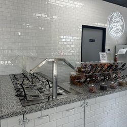 Sunnyside Swirlz Frozen Yogurt - Toppings