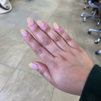 Modern Nail Spa - Nail Salons Near Me - Camarillo, California Modern Nail Spa - Nail Salons Near Me - Camarillo, California
