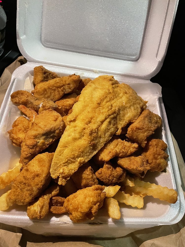 VAUGHAN FISH & CHIPS Updated October 2024 28 Reviews 1 Erie St