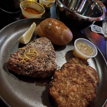 Swingin' Door Exchange - Ahi Tuna Steak - New American Near Me - Milwaukee, Wisconsin