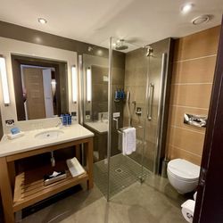 Radisson Blu Royal Hotel Dublin - Nice bathroom