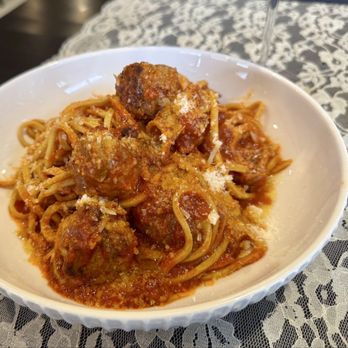 Willies Pasta Shop - Chittara with veal meatballs & tomato gravy - Italian Near Me - Reno, Nevada Willies Pasta Shop - Chittara with veal meatballs & tomato gravy - Italian Near Me - Reno, Nevada