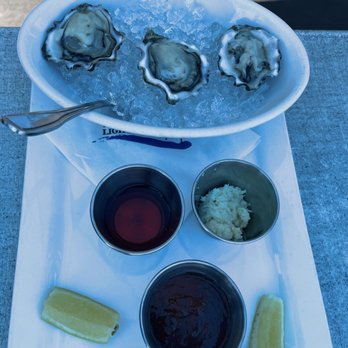 Tom Ham's Lighthouse - Oysters - Breakfast & Brunch Near Me - San Diego, California Tom Ham's Lighthouse - Oysters - Breakfast & Brunch Near Me - San Diego, California